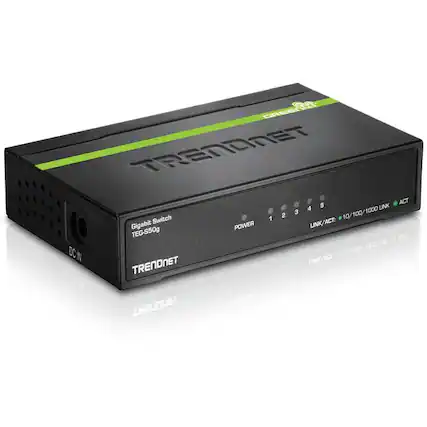 TRENDNET
Gigabit Switch
TEG-S50g
POWER
1 2 3 4 5
LINK/ACT: 10/100/1000 UNK ACT
DC IN
DC OUT
GREEN
LINK/ACT: 10/100/1000 UNK ACT
VG: TRENDNET DC M S ROWOO TRENDNET