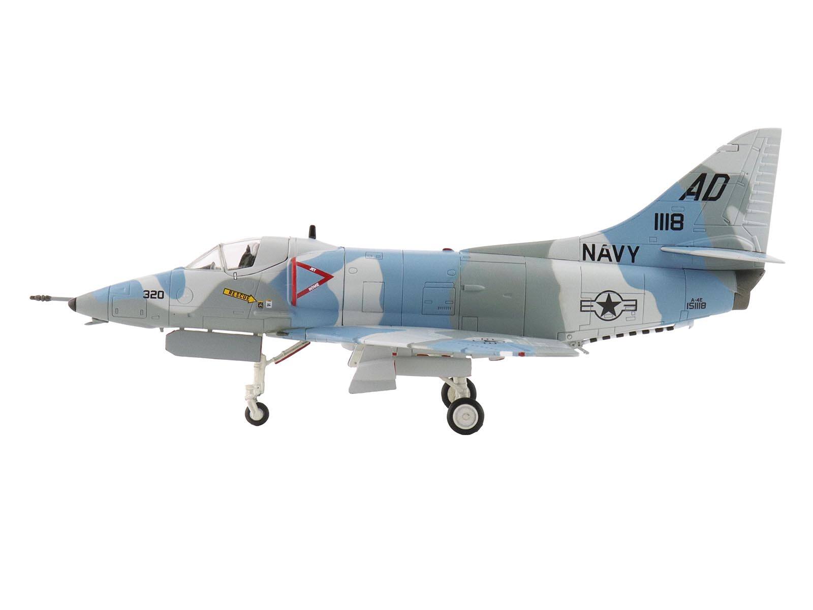 AD 1118 NAVY  
320  
RESCUE  
MYARK  
AM IS1118