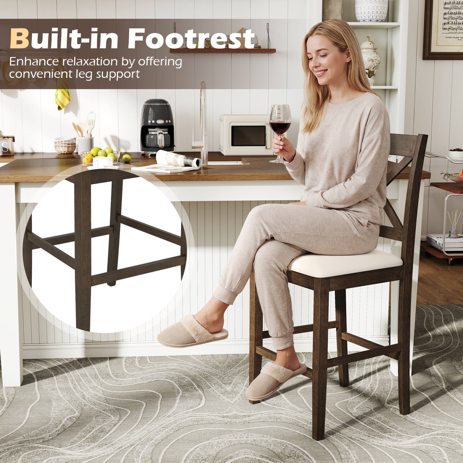 Built-in Footrest  
Enhance relaxation by offering convenient leg support