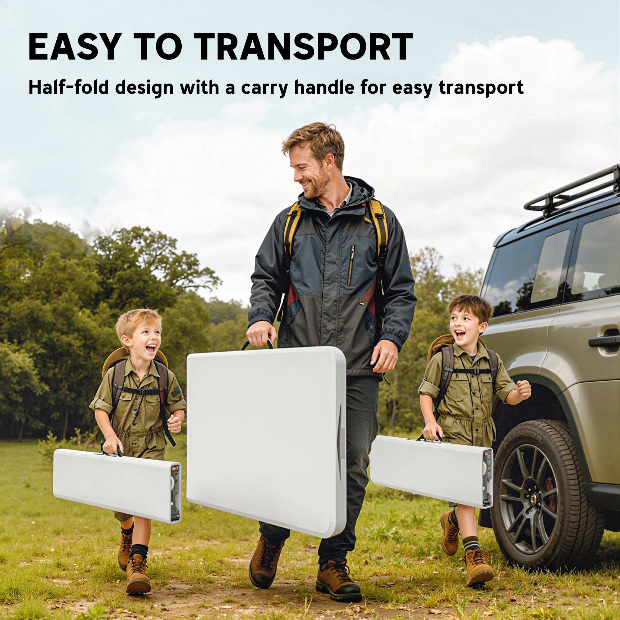 EASY TO TRANSPORT  
Half-fold design with a carry handle for easy transport