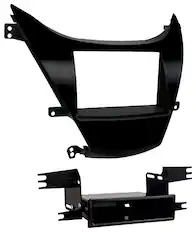 Front. Metra - Dash Kit for Select 2011-2013 Hyundai Elantra DIN DDIN - Black.