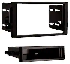 Front. Metra - Dash Kit for Select 2000-2005 Saturn VUE ION L-Series S Series DIN DDIN - Black.