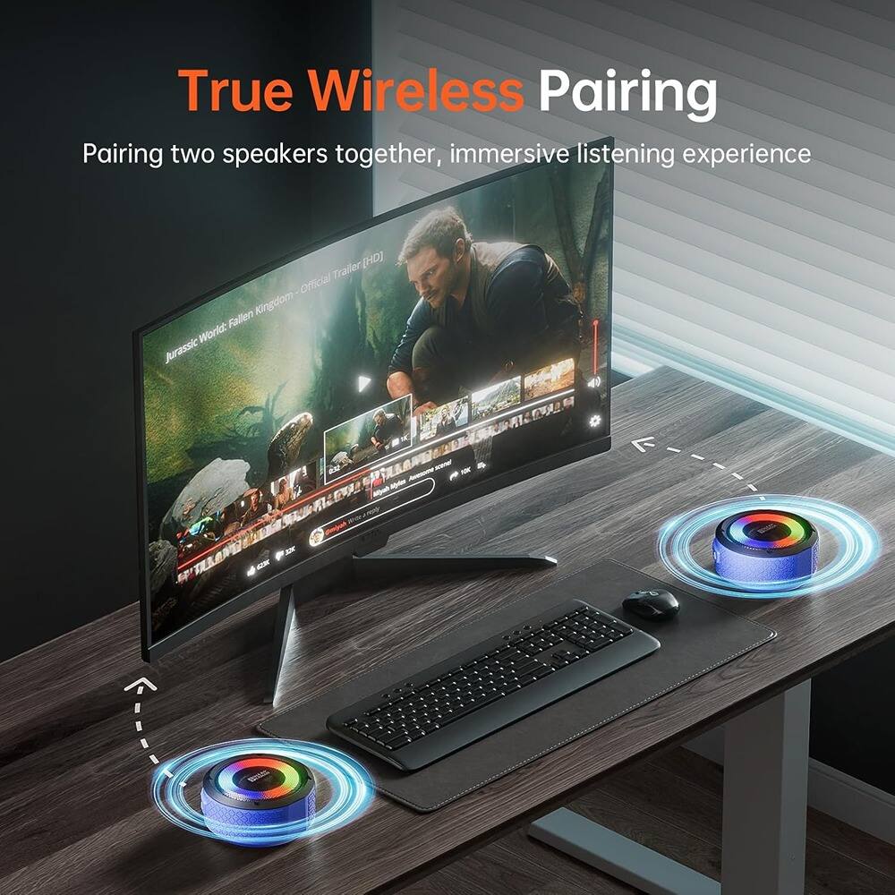 True Wireless Pairing  
Pairing two speakers together, immersive listening experience