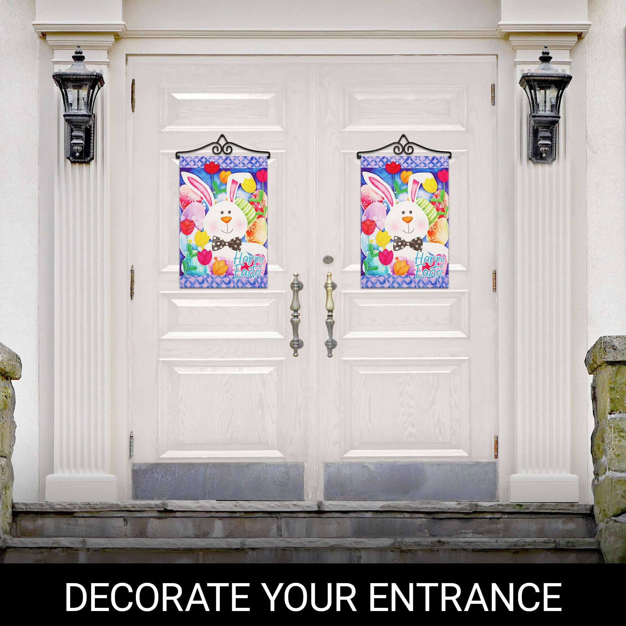 DECORATE YOUR ENTRANCE