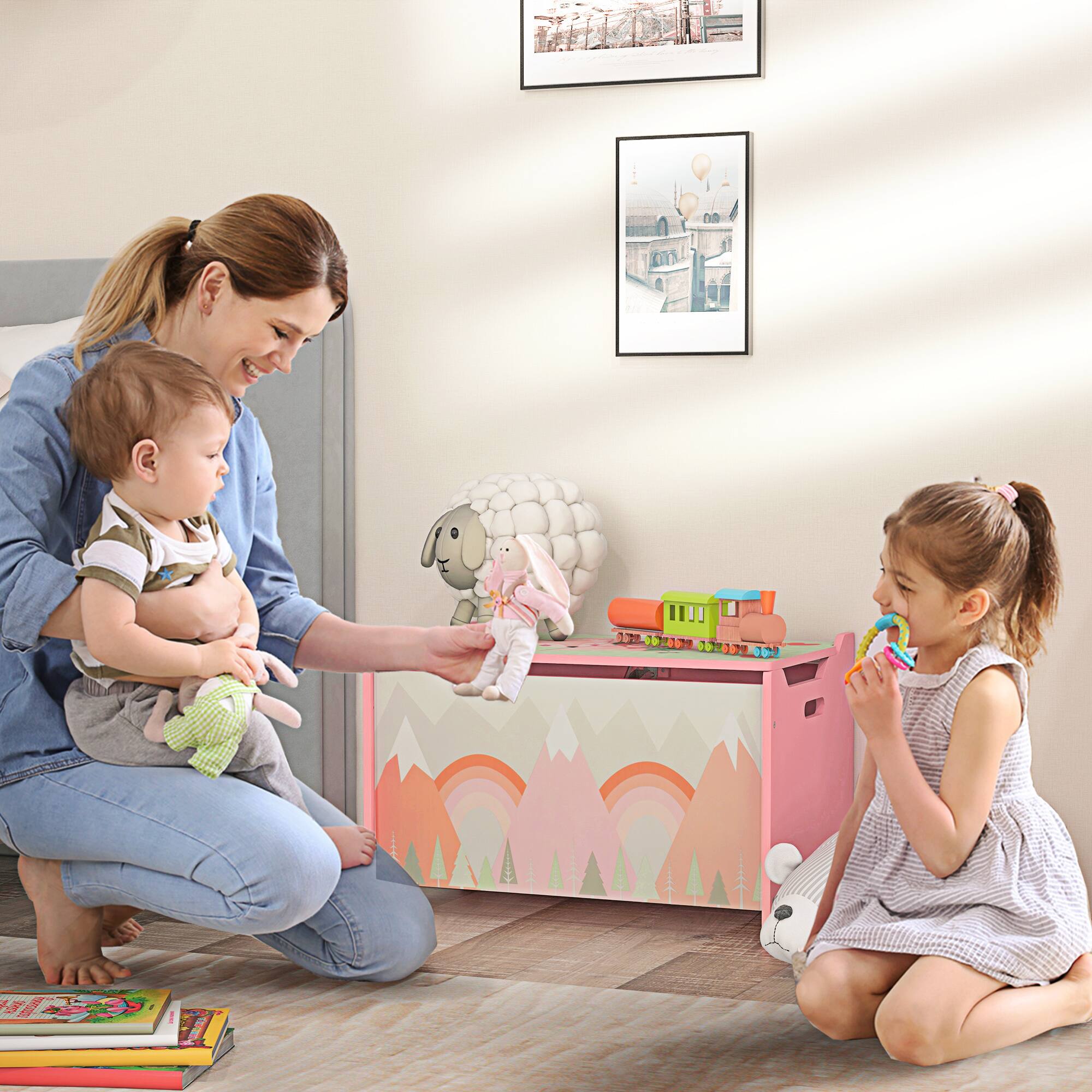 Angle. Qaba - Storage Chest with Lid - Pink.