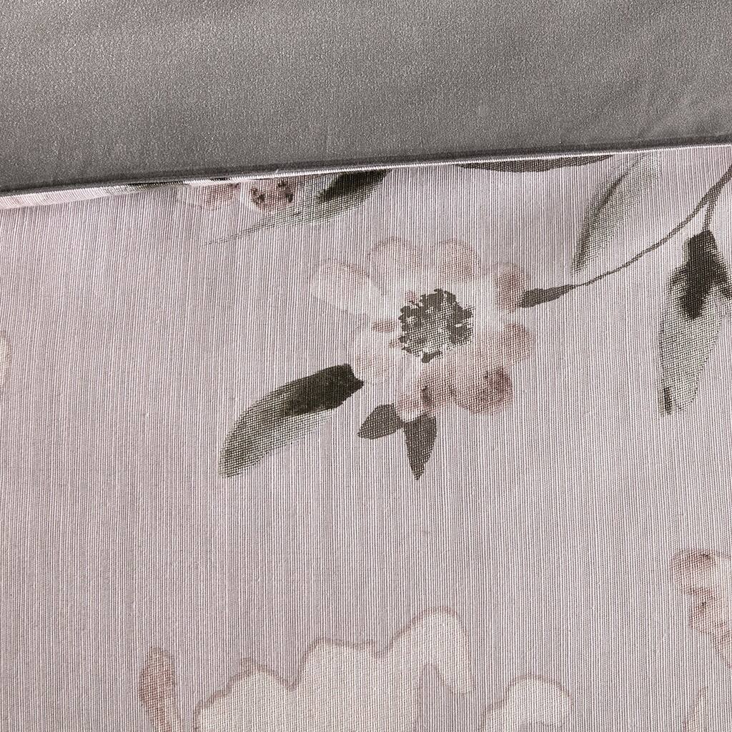 Alt View 5. Gracie Mills - Gracie Mills 3-Piece Farmhouse Floral Printed Duvet Cover Set - Lilac.