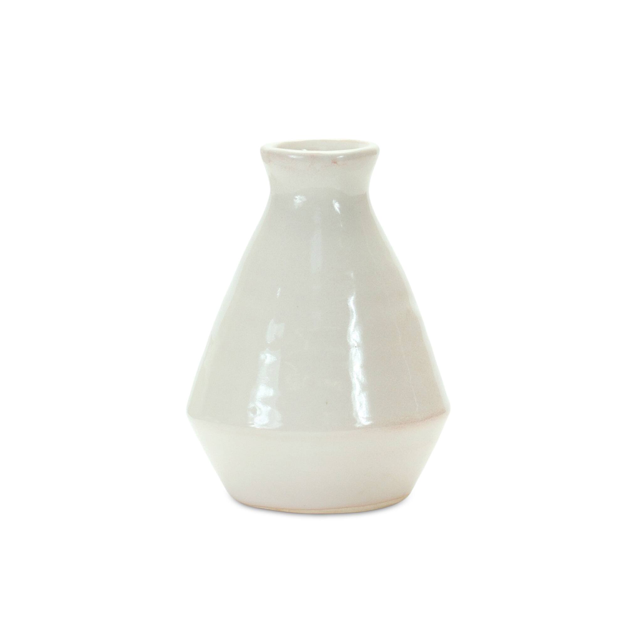 Left. BreeBe - Modern Terra Cotta Tapered Vase (Set of 2) - White.