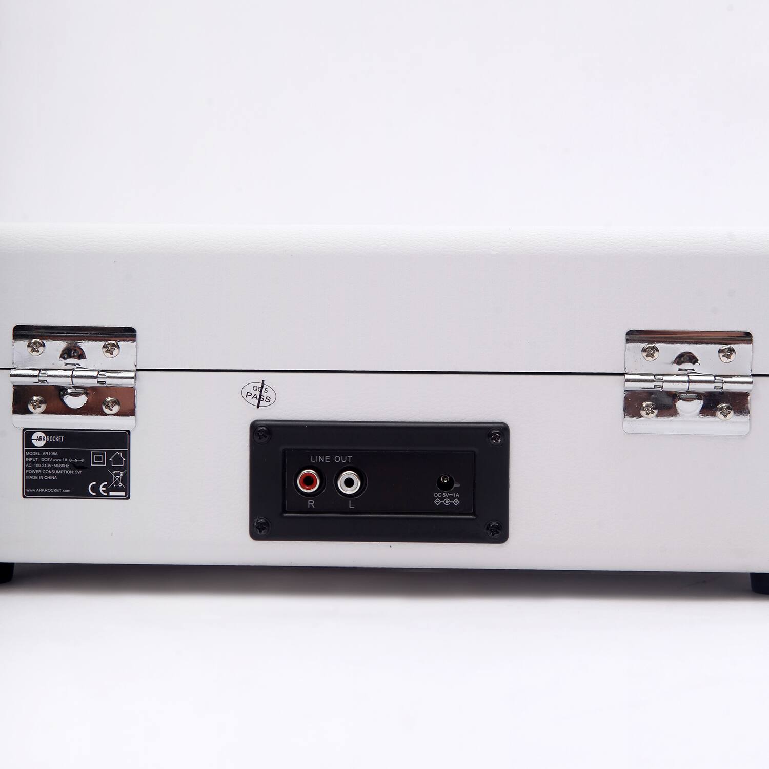 Or 3 PA ES .. OCET - -- N . ... - ... - - S - s - - - - - - S - CE LINE OUT R L CMM

LINE OUT
R L

PASS
PAS

CE

www.passaudio.com