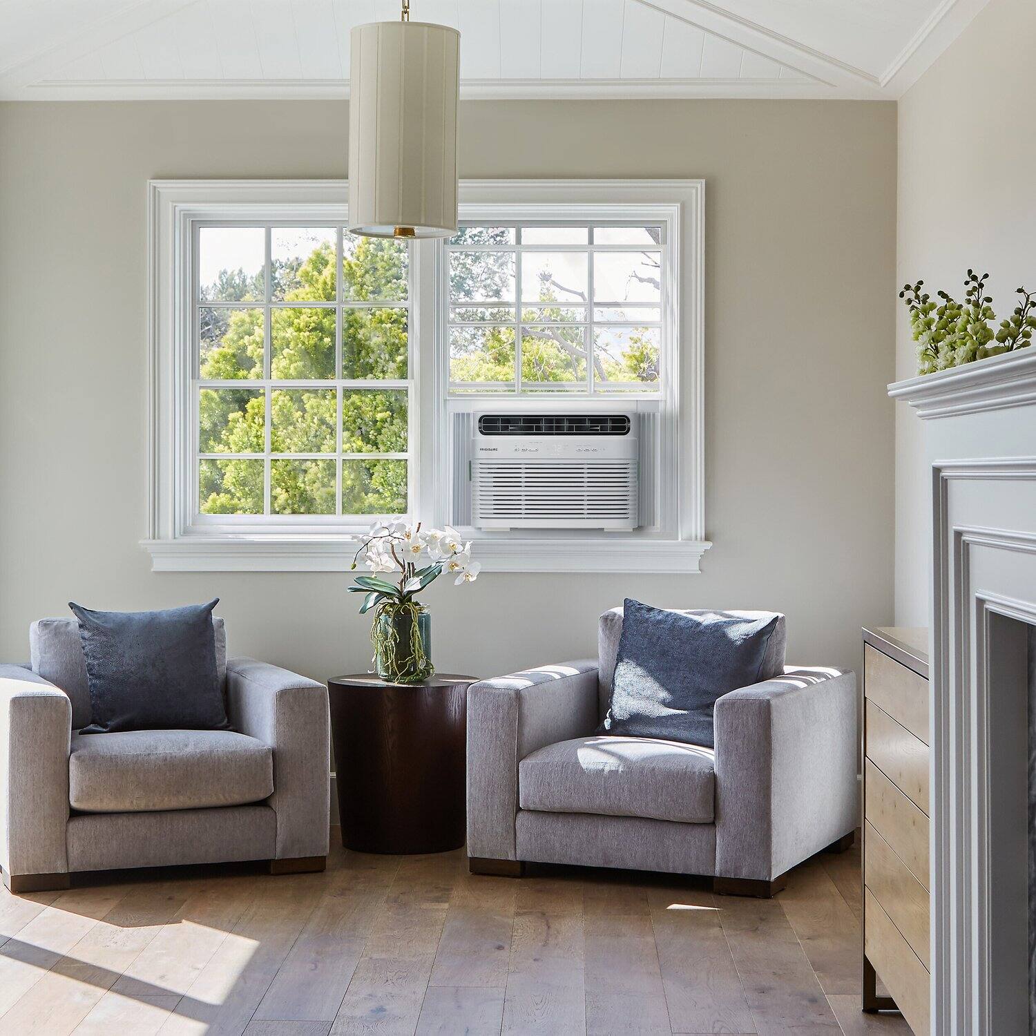 Alt View 23. Frigidaire - 8,000 BTU 350 Sq. Ft. Smart Window Air Conditioner - White.