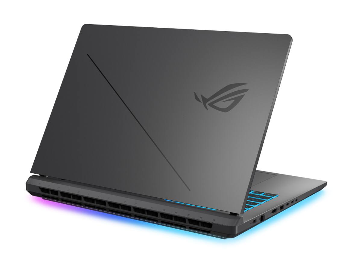 Alt View 4. ASUS - ASUS ROG Strix G18 G815LP-XS97 Eclipse Gray Gaming Laptop, Ultra 9- 275HX, 64GB, 2TB SSD, 18 , RTX 5070, Win 11 Pro - Eclipse Gray.