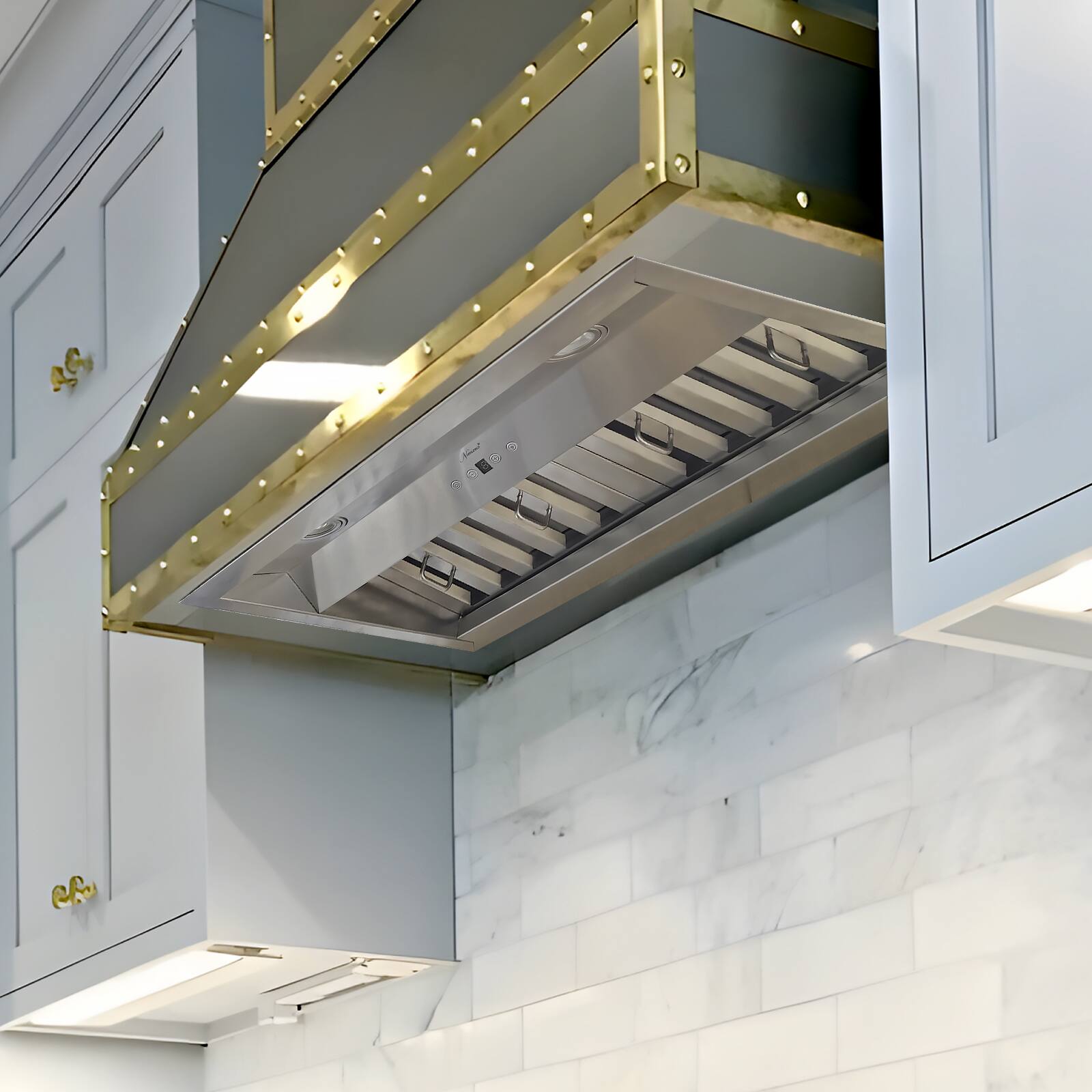 Alt View 5. Akicon - Akicon 30 inch Ducted 600-CFM Stainless steel Range Hood Insert - Stainless steel.