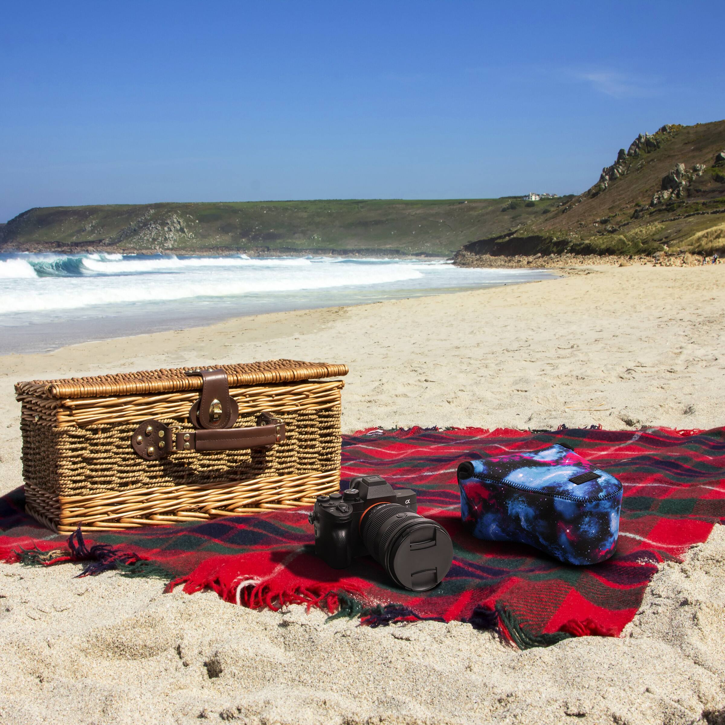 Alt View 7. USA Gear - USA Gear Camera Sleeve (Large) for Mid-Size SLRs - Pocket & Belt Loop (Galaxy).