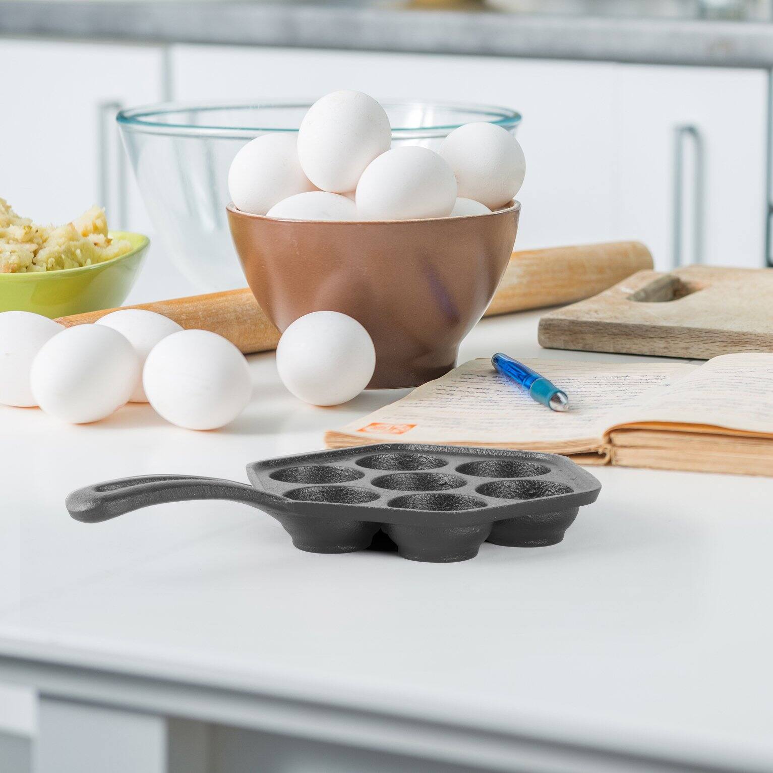 Angle. Commercial Chef - COMMERCIAL CHEF Cast Iron Danish Aebleskiver Pan - Black.