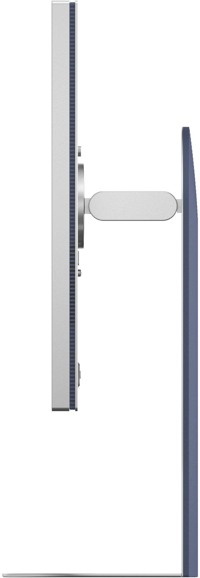 Left. LG - UltraFine™evo 32” 6K Nano IPS Black Professional Monitor with Thunderbolt™ 5, USB-C, DisplayHDR 600 - Silver.