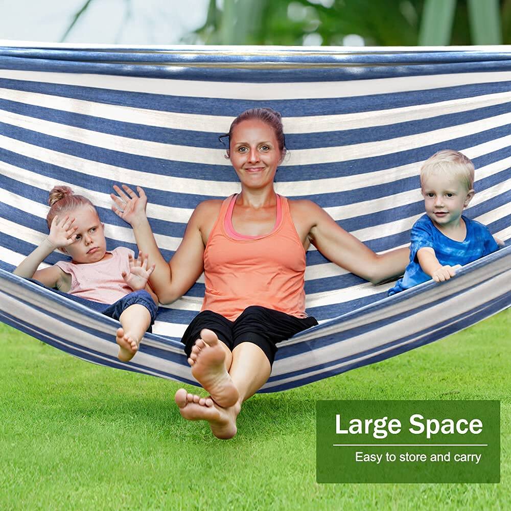 Large Space  
Easy to store and carry