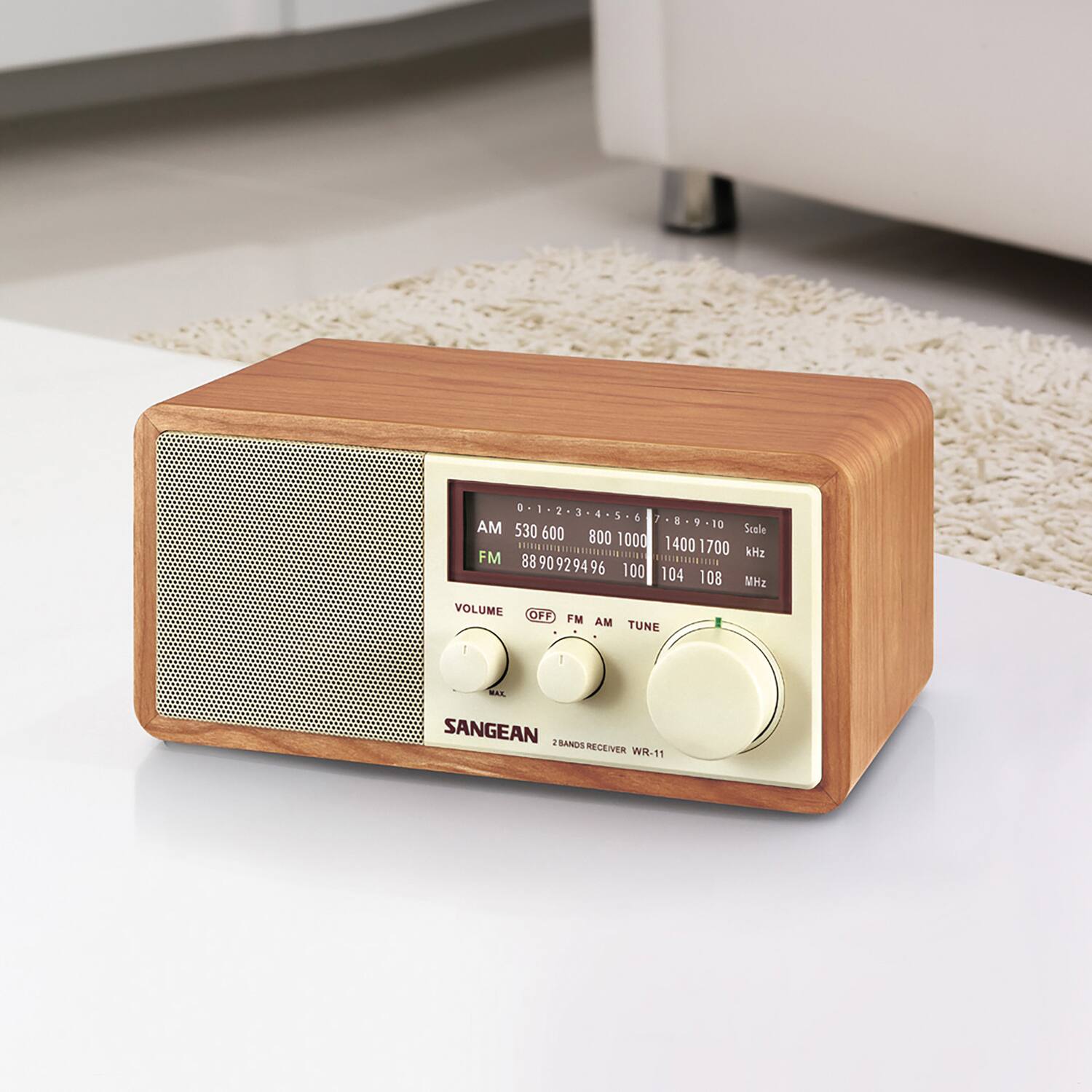 a I 2 3 4 I & 7-8-9-10 i a 5 AM 10 Seale 530 600 800 BHEA H1I 1000 1400 1700 FM KHz 8890929496 88 TREORVINA 96 100 104 108 MHz VOLUME OFF FM AM TUNE I 1 ME SANGEAN : BANDE - RECEIVER WRt-11