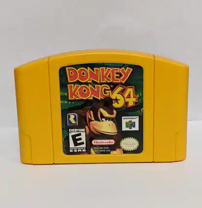 DONKEY KONG 64 NINTENDO NN EVERYONE E Nintendo Nintendo Official Seal of Quality CONTENT RATED BY ESRB NUS-006 (USA) NUS-NDE-USA - E (Everyone)