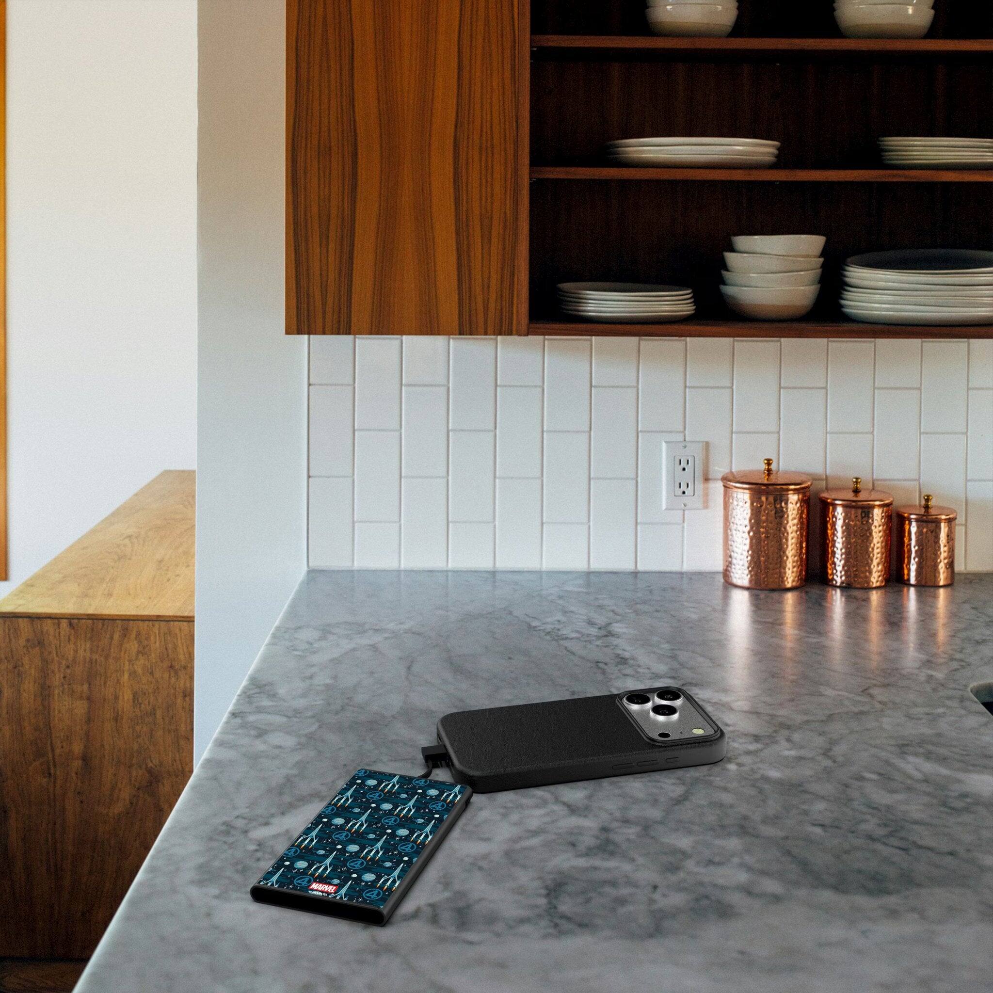 Back. Keyscaper - Marvel Pattern 5000mAh Flat Powerbank - Fantastic Four.