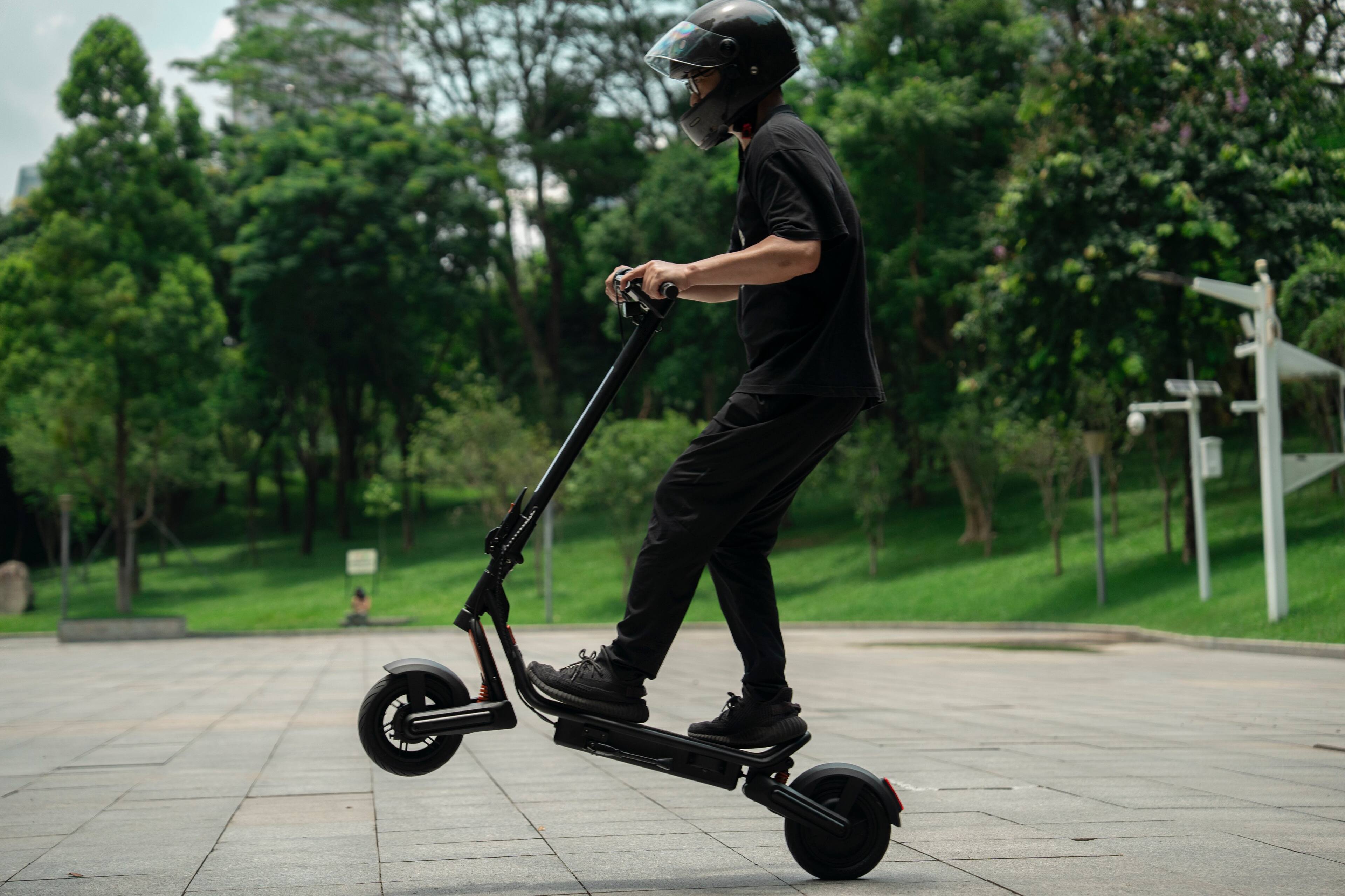 Alt View 4. Apollo - Explore 2025 Premium Electric Scooter w/37 mi Max Range & 25 mph Max Speed - Space Gray.