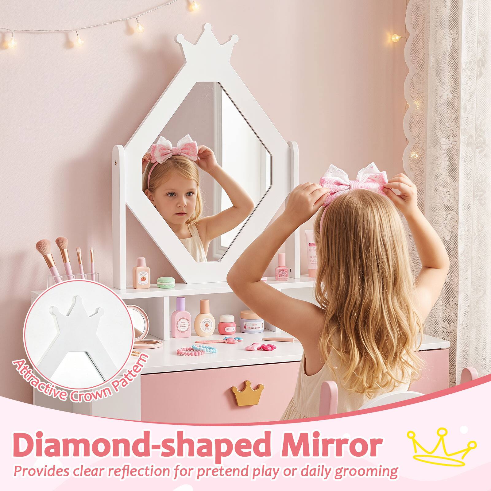 MauGa 10 Attractive Crown Pattern Diamond-shaped Mirror  
Provides clear reflection for pretend play or daily grooming