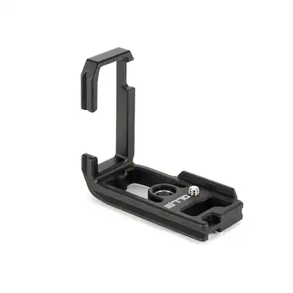 Front. 3 Legged Thing - 3 Legged Thing OLLIE QD Dedicated L-bracket for OM System OM-1 - Darkness.
