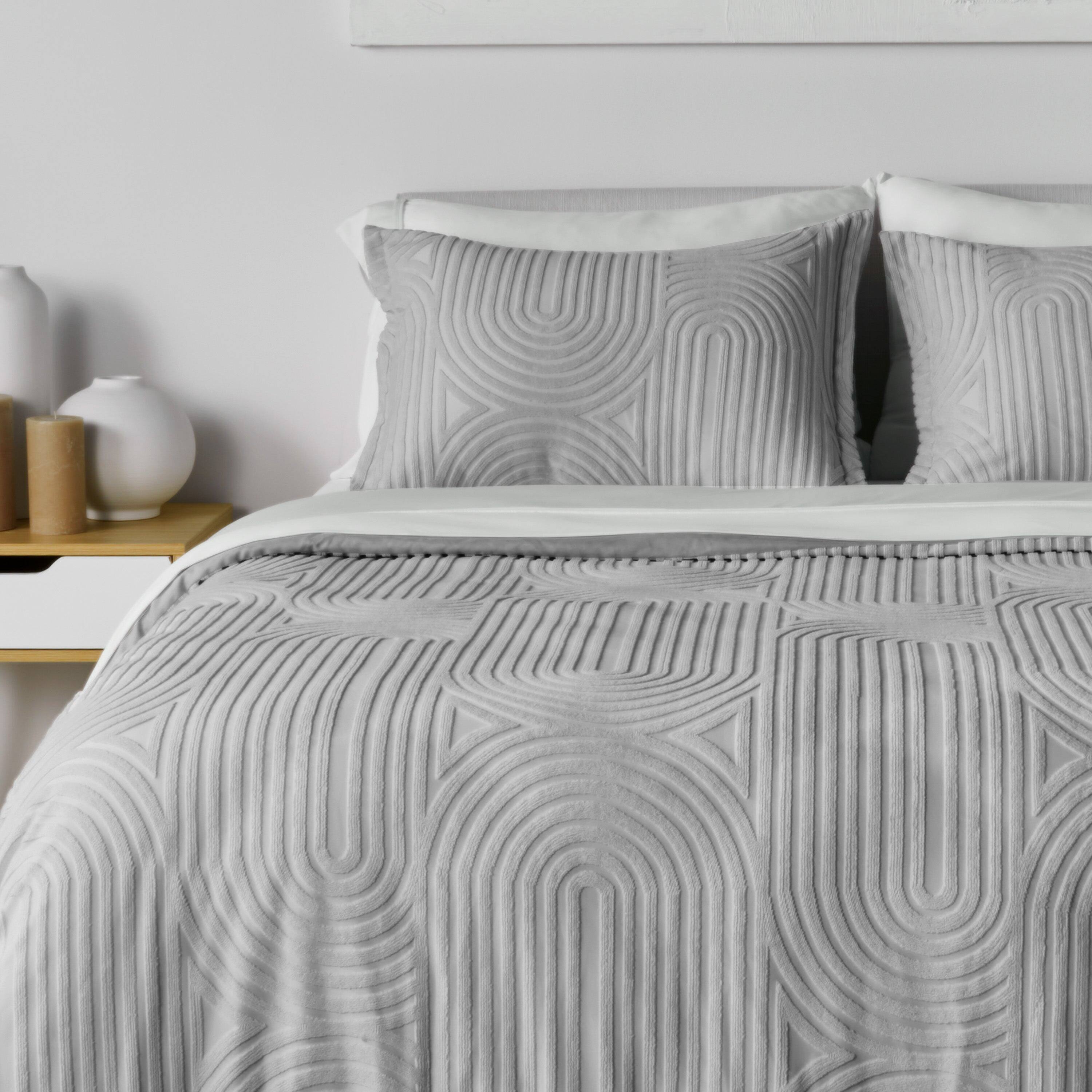 Alt View 3. Bedgear - Performance® Duvet & Sham Set - Racetrack - Light Grey, Queen - light-grey.