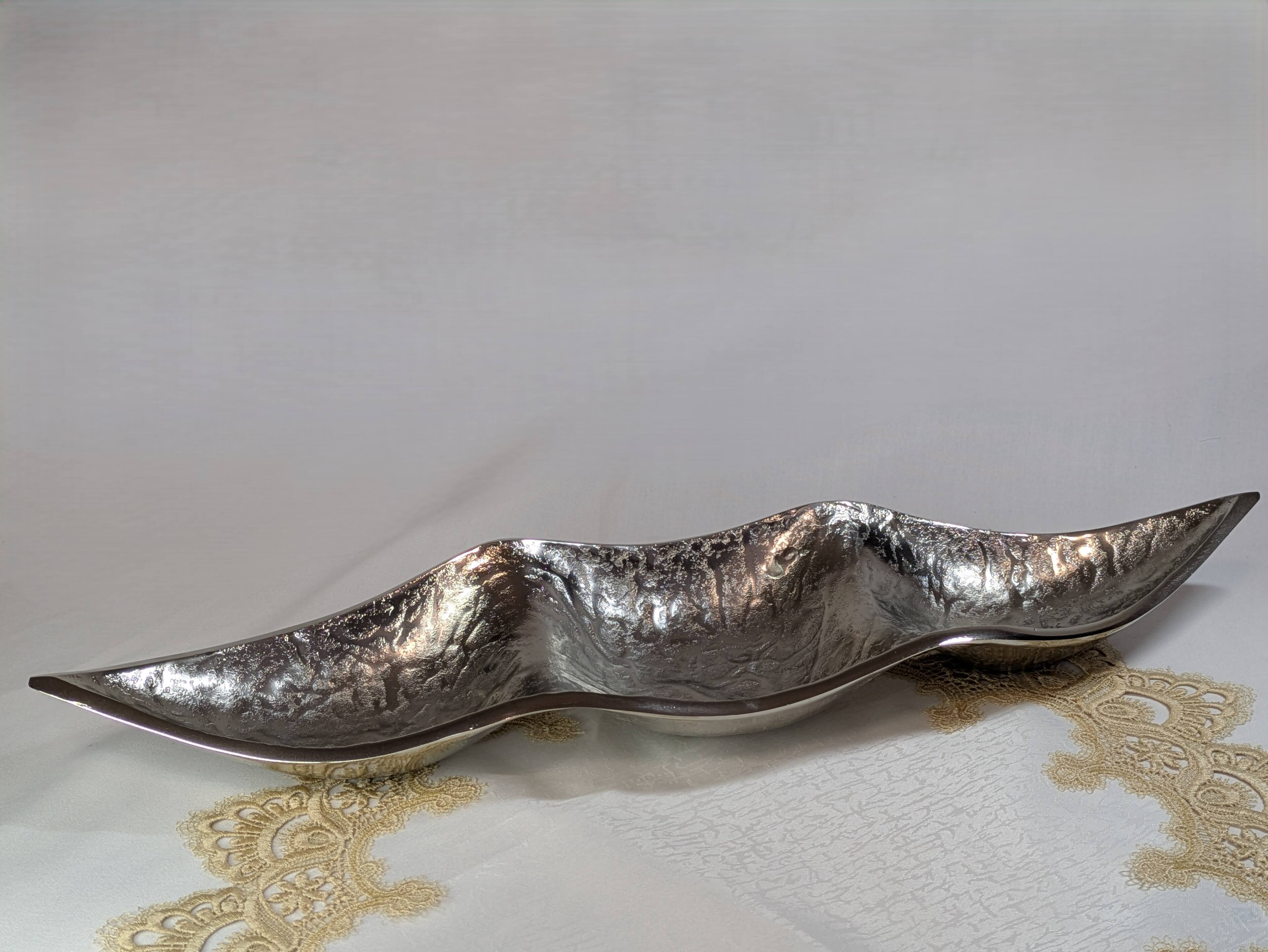 Left. Jiallo - Premium Silver Metallic Triple Section Serving Bowl - Silver.