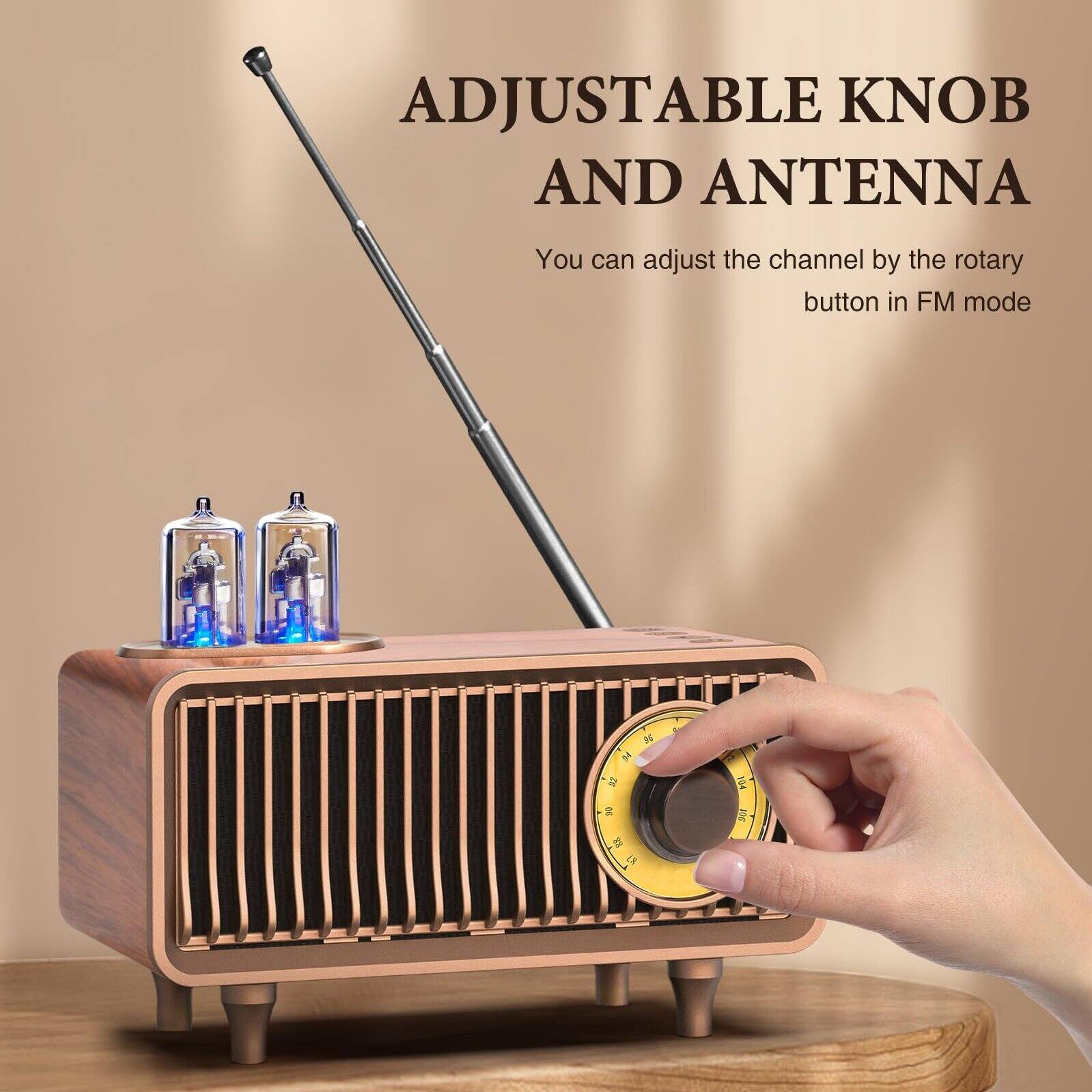 ADJUSTABLE KNOB AND ANTENNA  
You can adjust the channel by the rotary button in FM mode