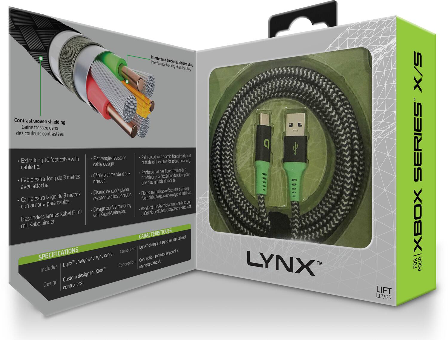 **Interference blocking shielding alloy**

**Contrast woven shielding**  
Gaine tressée dans des couleurs contrastées

- Extra long 10 foot cable with cable tie.  
- Flat tangle-resistant cable design.  
- Reinforced with aramid fibers inside and outside of the cable for added durability.  

- Câble extra-long de 3 mètres avec attache.  
- Câble plat résistant aux enchevêtrements.  
- Renforcé avec des fibres d'aramide à l'intérieur et à l'extérieur du câble pour une grande durabilité.  

- Cable extra largo de 3 metros con amarra para cables.  
- Diseño de cable plano, resistente a los enredos.  
- Fibra de aramidica reforzada dentro y fuera del cable para mayor durabilidad.  

- Besonders langes Kabel (3 m) mit Kabelbinder.  
- Design zur Vermeidung von Kabel-Wirnwarr.  
- Verschraubung mit Kabelbinder.  

**SPECIFICATIONS**  
Includes Lynx™ charge and sync cable.  
Custom design for Xbox® controllers.  
Conception Lynx™ charge et sync cable.  
Conception pour manettes Xbox®.  

**CARACTERÍSTIQUES**  
Câble extra-long de 3 mètres avec attache.  
Câble plat résistant aux enchevêtrements.  
Renforcé avec des fibres d'aramide à l'intérieur et à l'extérieur du câble pour une grande durabilité.  

**LYNX™**  
FOR XBOX SERIES X/S  
POUR XBOX SERIES X/S  

LIFT LEVER