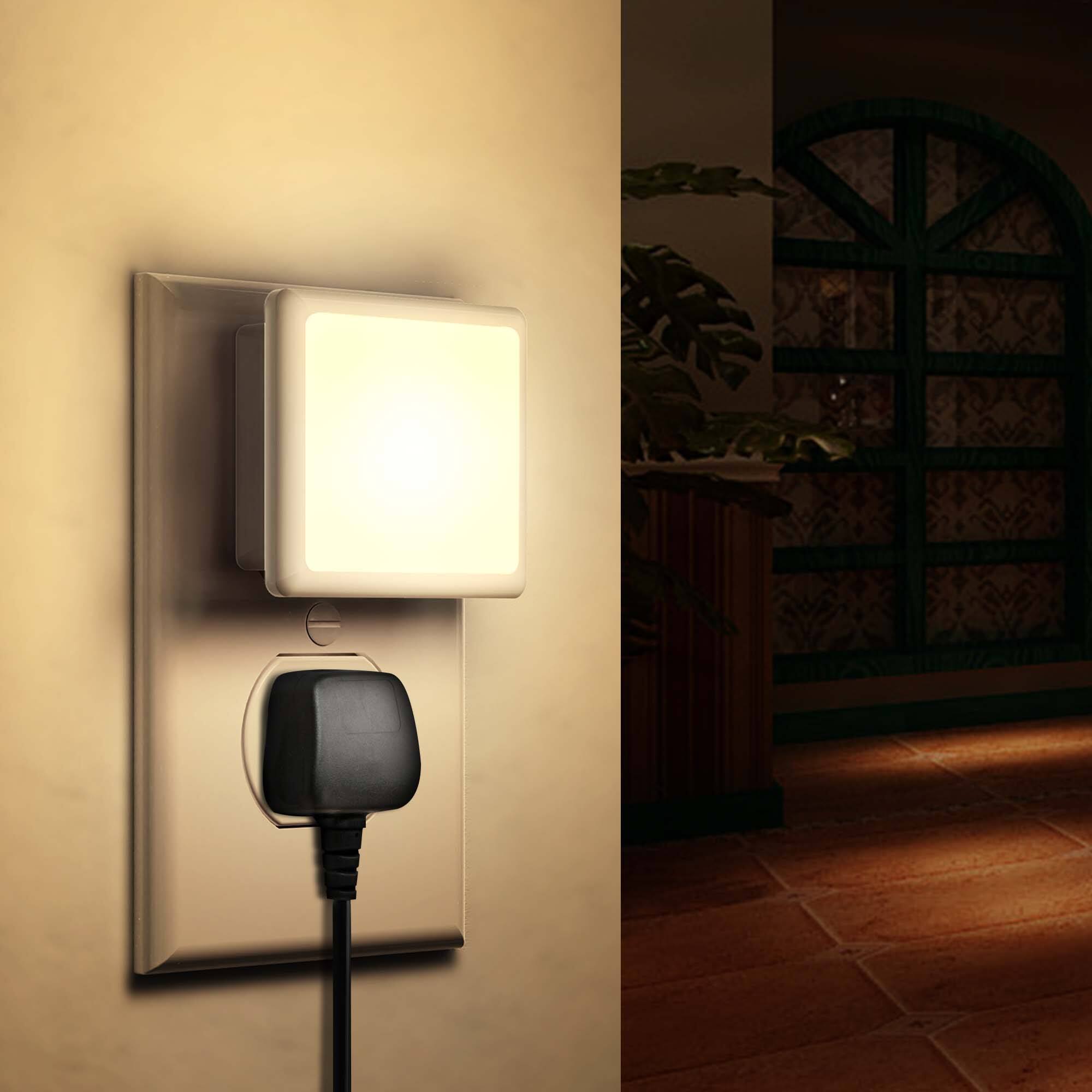 Alt View 1. Jandcase - JANDCASE 2-Pack 0.3W Plug-in Night Light, 3000K Warm Glow, Compact Square Design, Non-, Dusk-to-Dawn Auto Sensor - White.