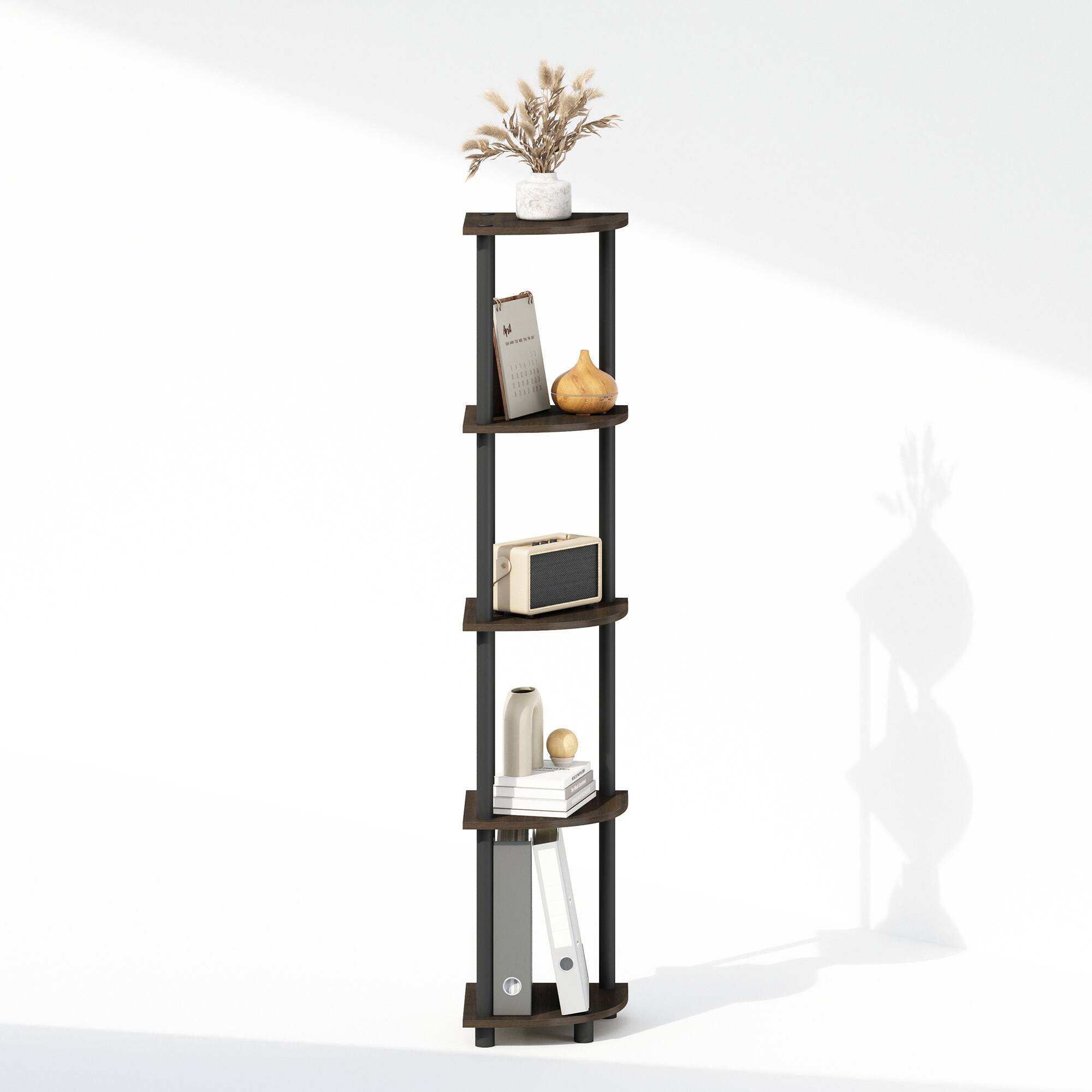 The text in the image reads:

"ROVLA
d I E
N I FINICA"