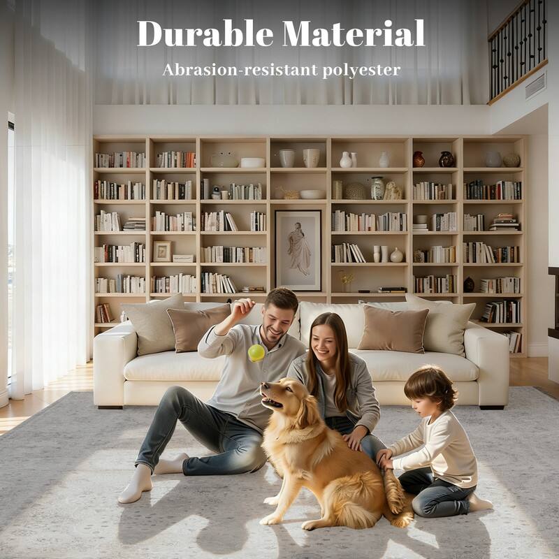 Durable Material  
Abrasion-resistant polyester