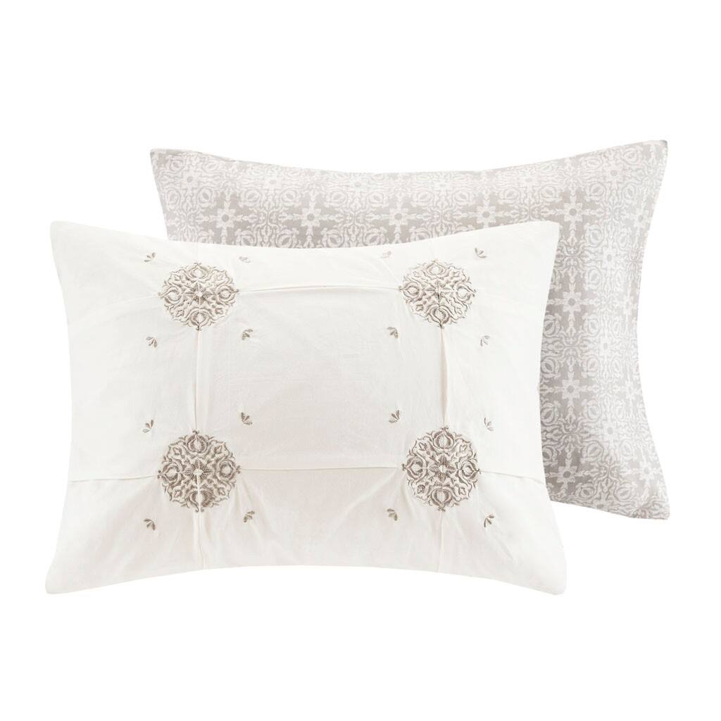 Alt View 4. Gracie Mills - Gracie Mills Donna Shabby Chic Embroidered Reversible Cotton Duvet Cover Set - Ivory.