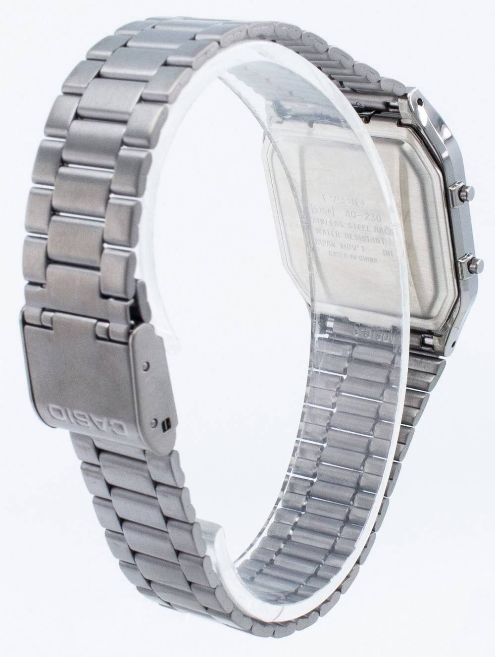 CASIO  
5154 A0-230  
INFINITE STEEL BACK  
WATER RESISTANT  
JAPAN MOV'T  
CASED IN CHINA  

CASIO