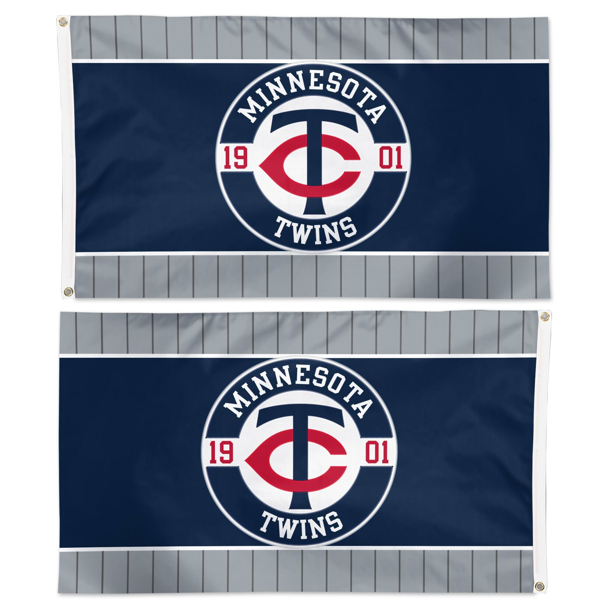 MINNESOTA  
19  
TWINS  
01  

MINNESOTA  
19  
TWINS  
01