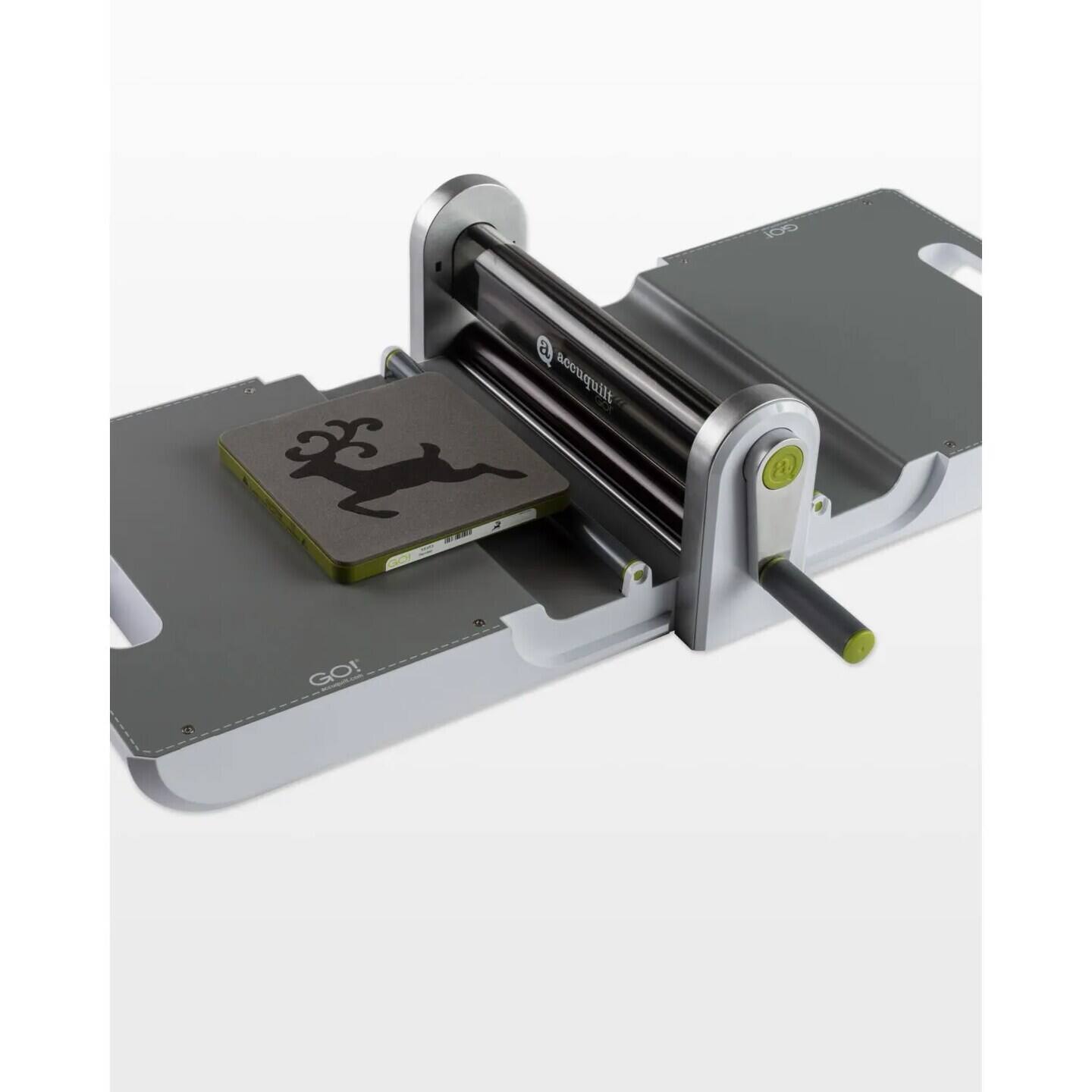 loo a accuquilt  A S GO!