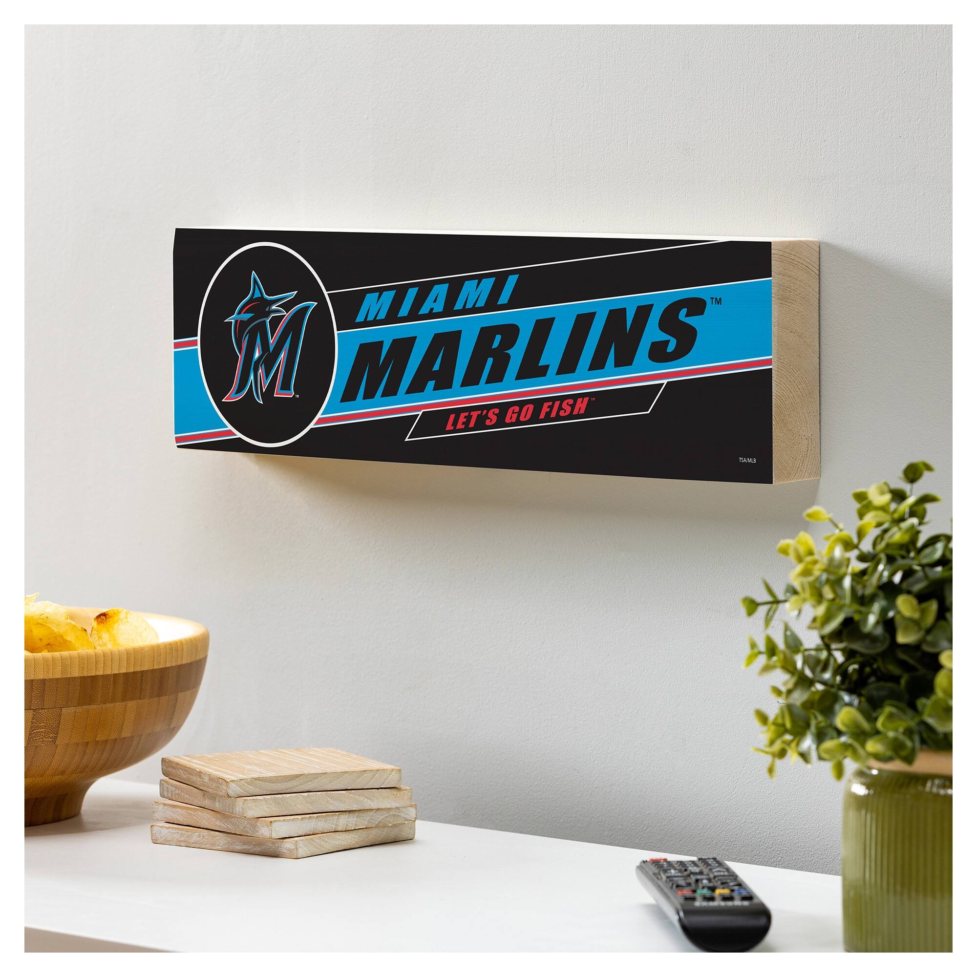 MIAMI MARLINS  
LET'S GO FISH