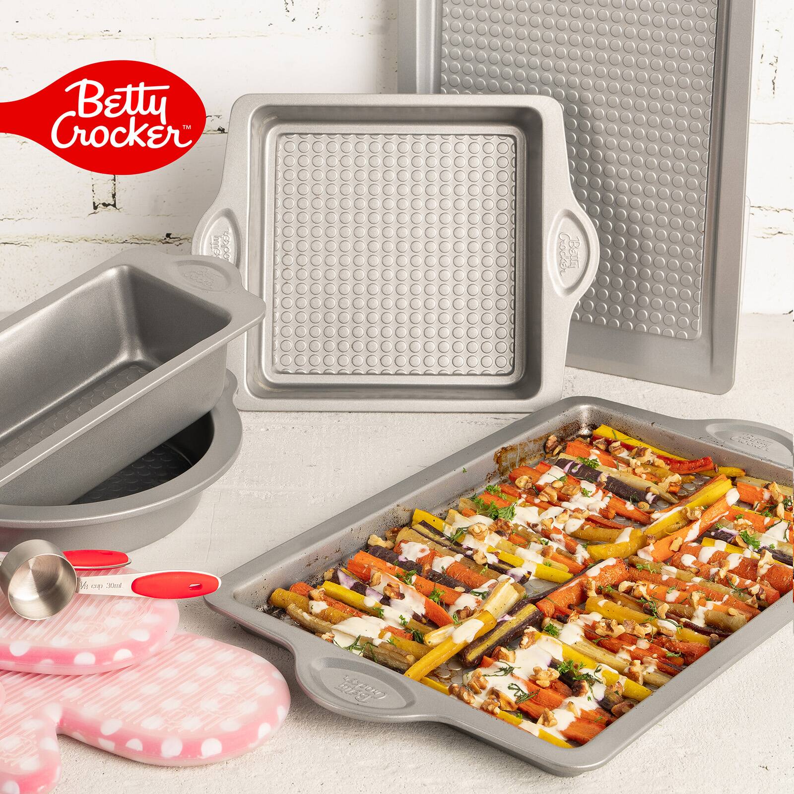 Betty Crocker  
Crocker  
BeWm  
NEWS  
K do 30ml  
Chocken