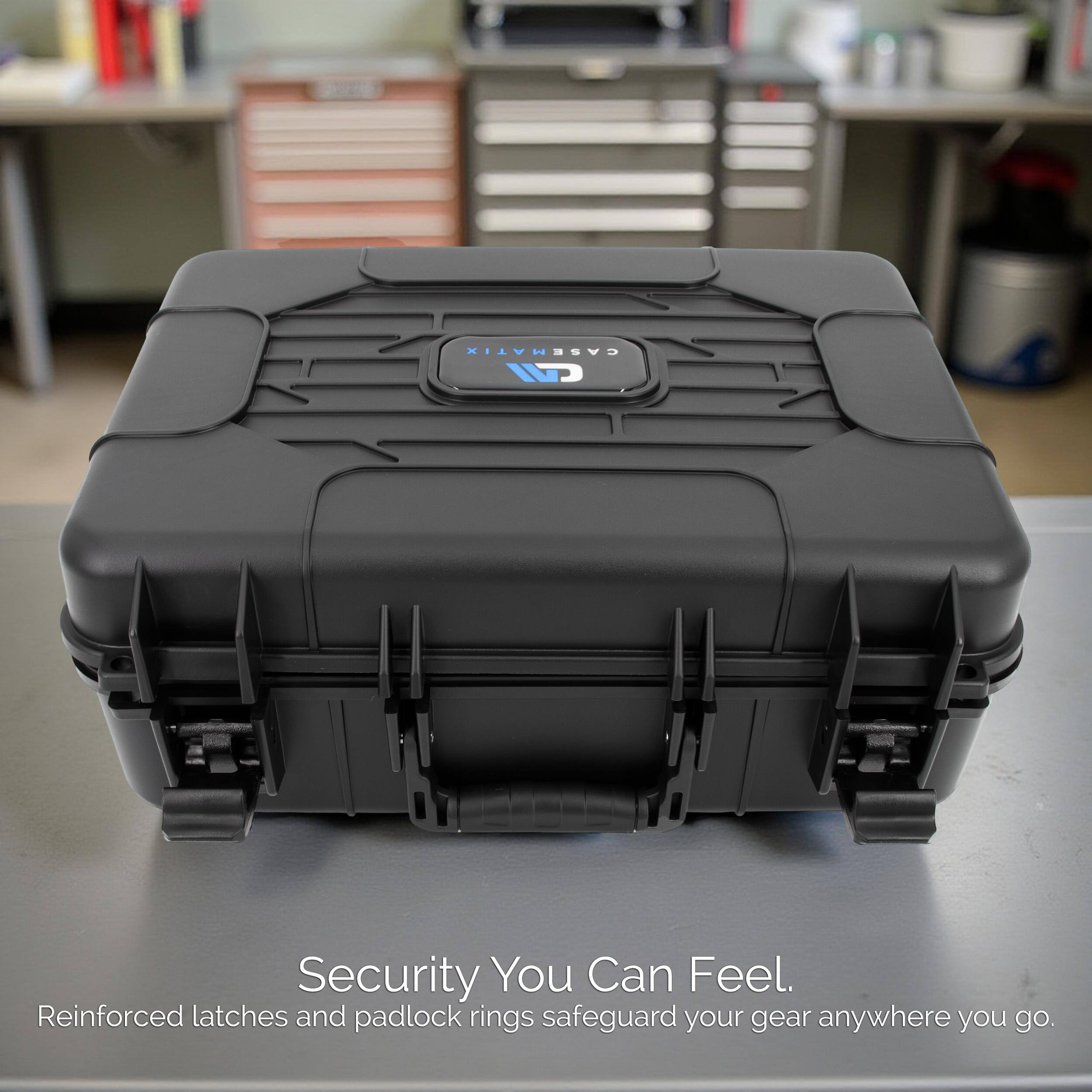 CASEHATIX C  
Security You Can Feel.  
Reinforced latches and padlock rings safeguard your gear anywhere you go.