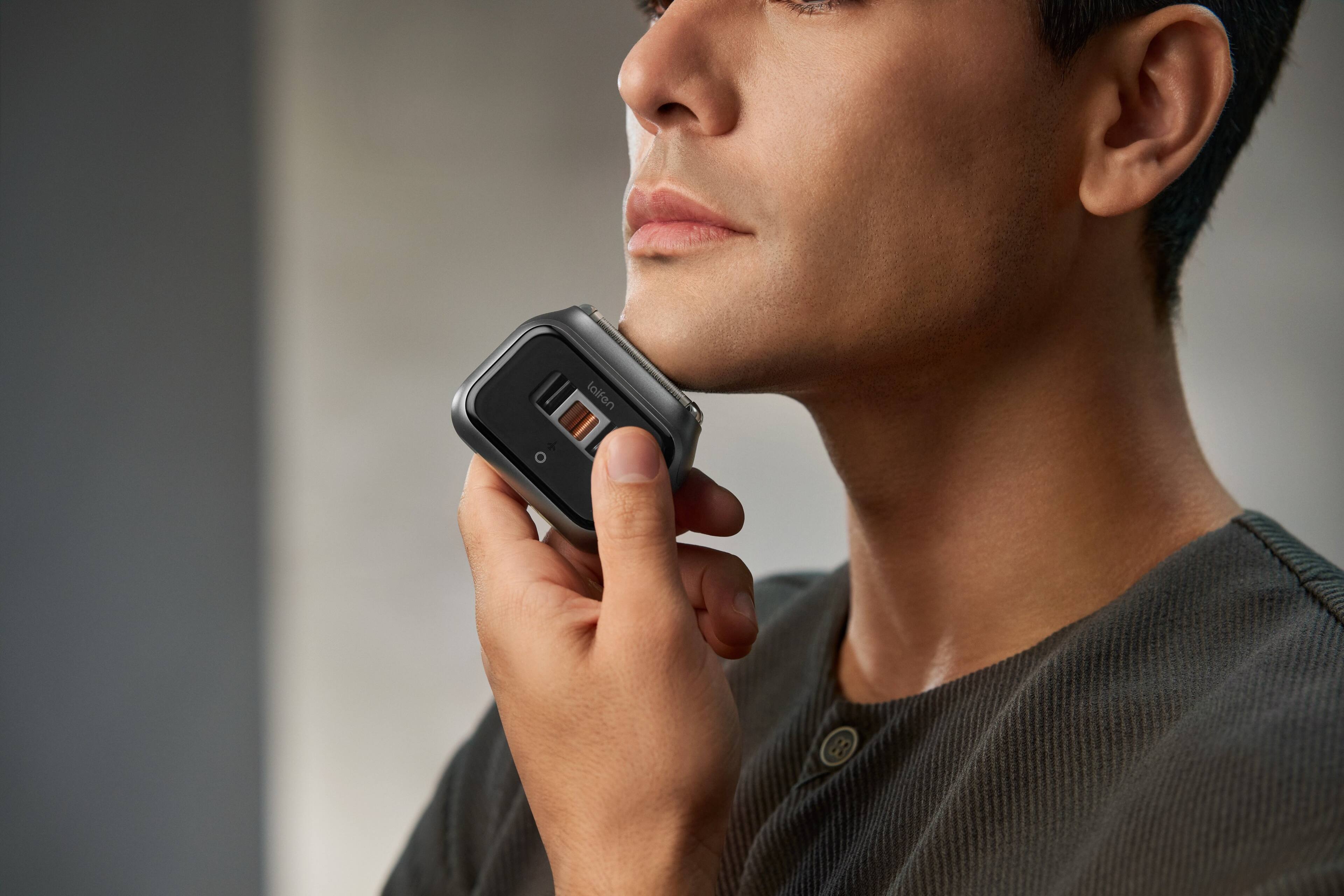 Alt View 8. Laifen - P3 Pro Electric Shaver - SILVER.