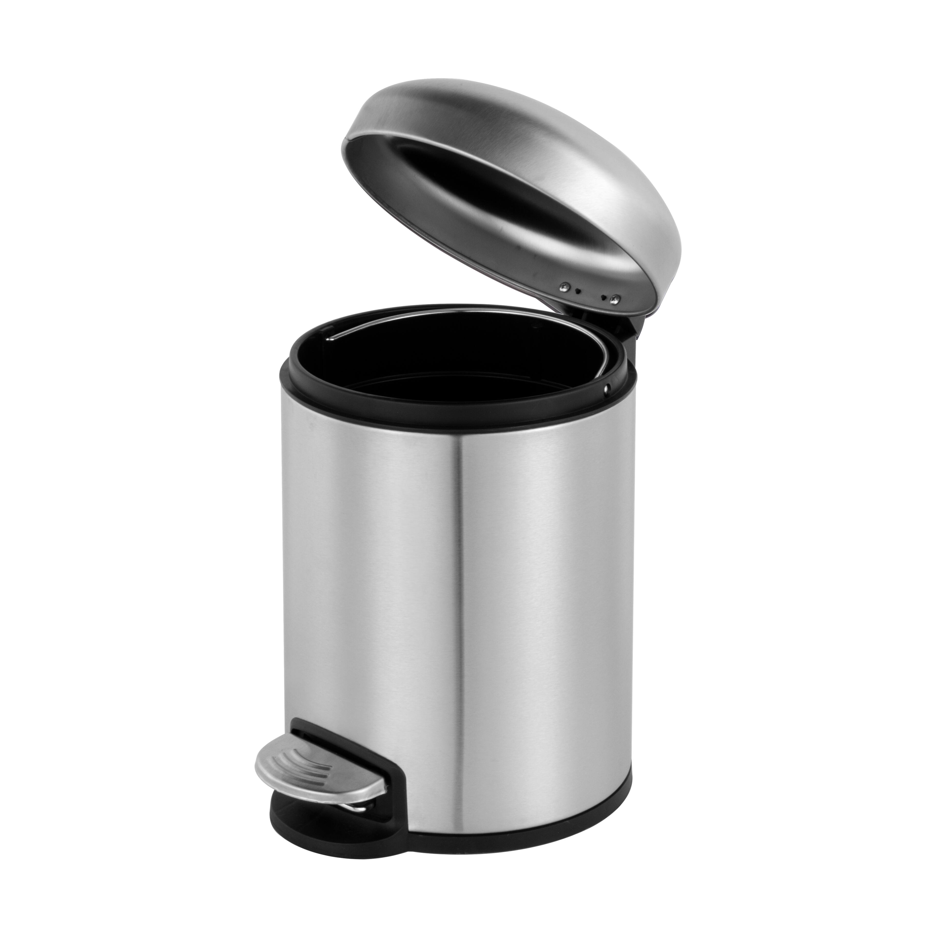 Angle. Innovaze - 1.32 Gal./5 Liter Stainless Steel Round Step-on Trash Can for Bathroom and Office - Silver.