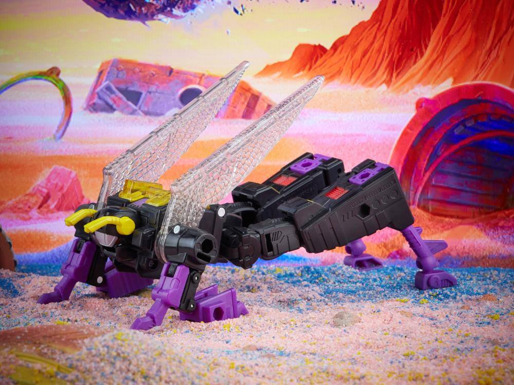 Alt View 6. Transformers - Kickback Legacy Deluxe Class | Transformers Generations Legacy.
