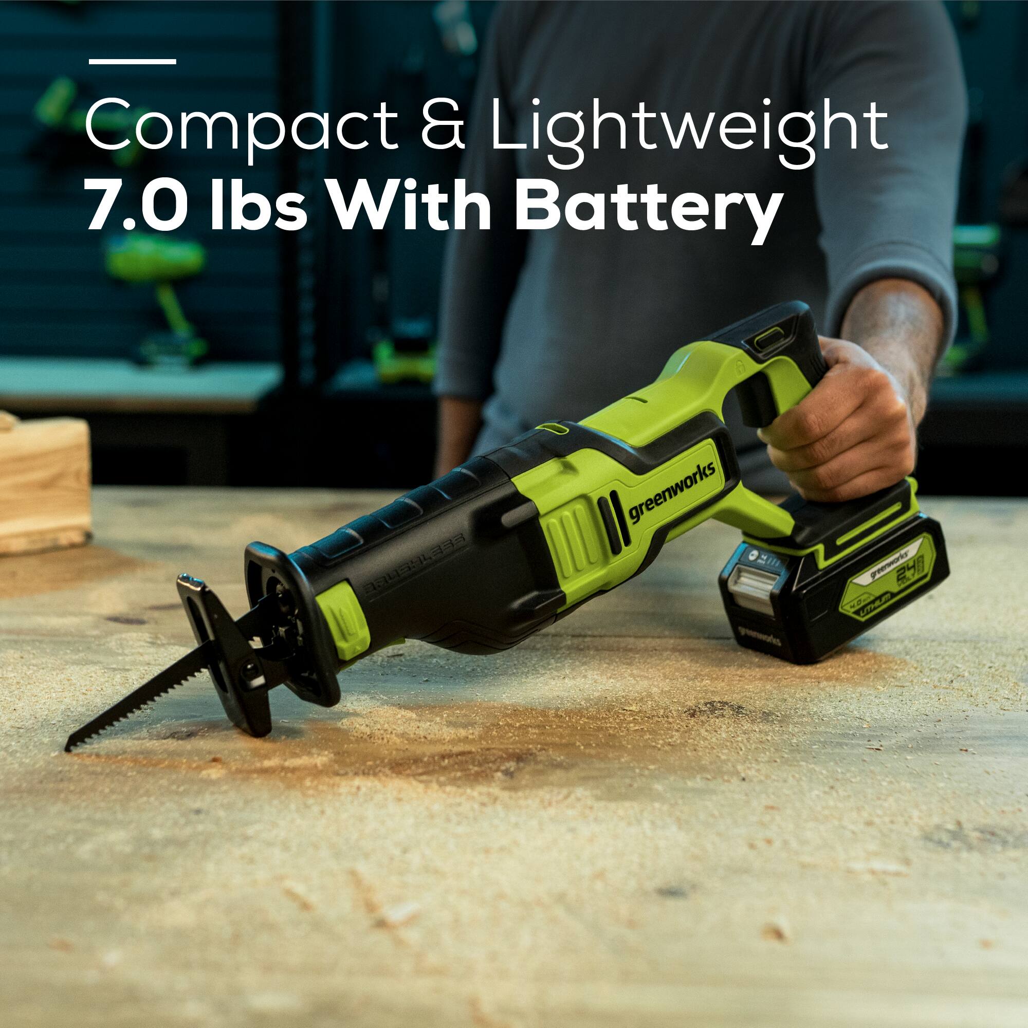Compact & Lightweight 7.0 lbs With Battery  
RLENLE3S  
greenworks II