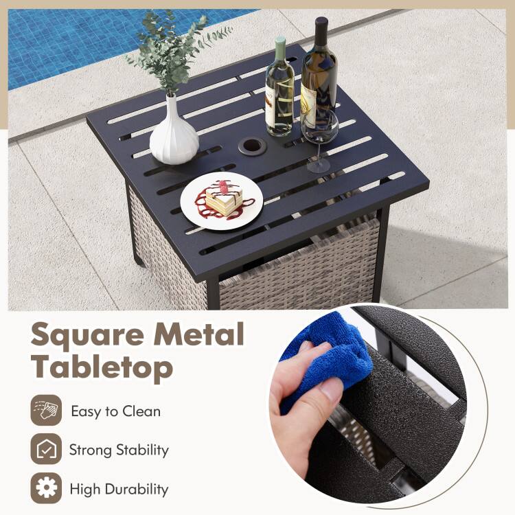 Square Metal Tabletop  
Easy to Clean  
Strong Stability  
High Durability