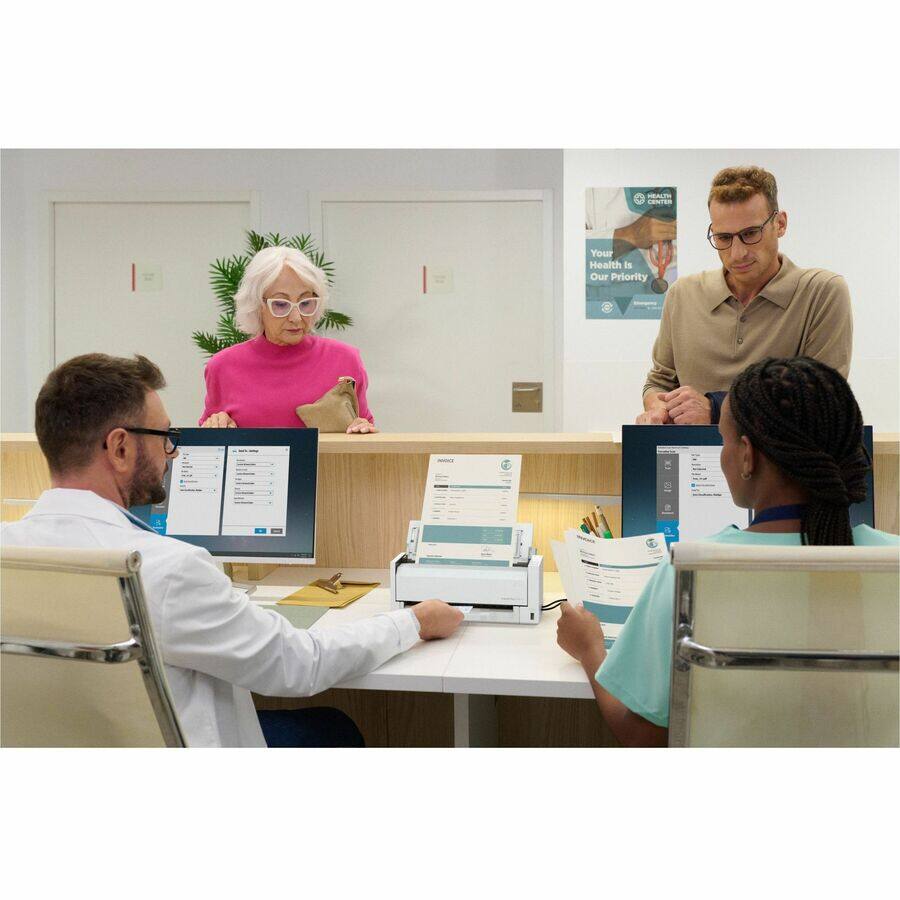 MEACTH LENTES  
Your Health is Our Priority

HEALTH CENTER  
Your Health is Our Priority