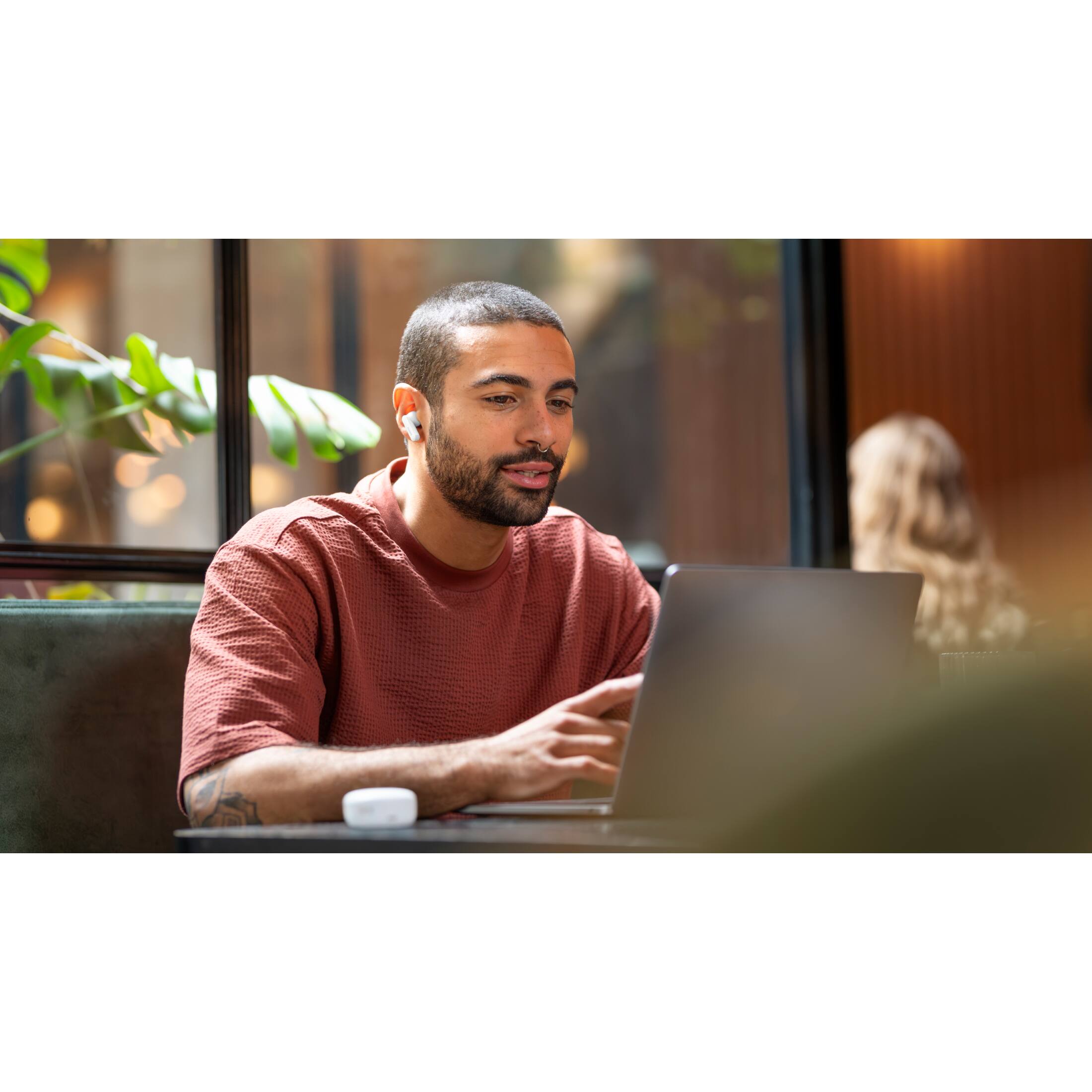 Alt View 7. Philips - TAT2200 True Wireless Bluetooth Earbuds with Active Noise Canceling, 4-Mic Technology, 36H Playtime - White.
