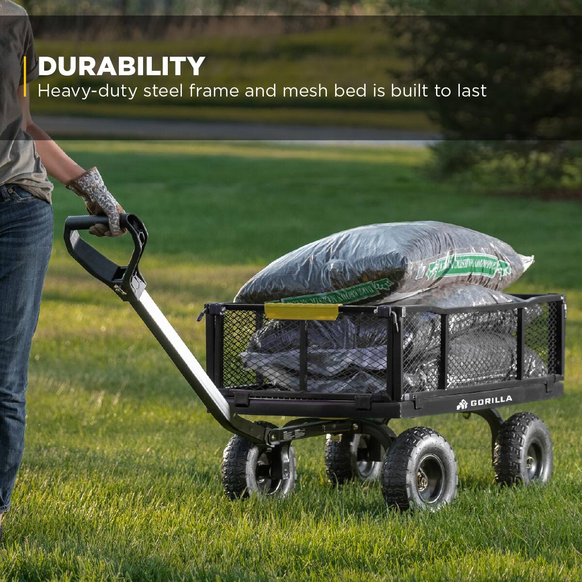 DURABILITY  
Heavy-duty steel frame and mesh bed is built to last