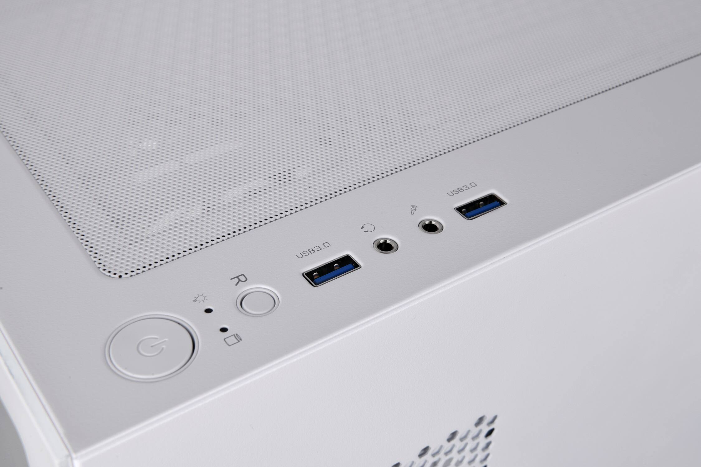 The text on the image reads "USB3.0 G R O USB3." This text is grouped and corrected as follows:

"USB 3.0 G R O USB 3."