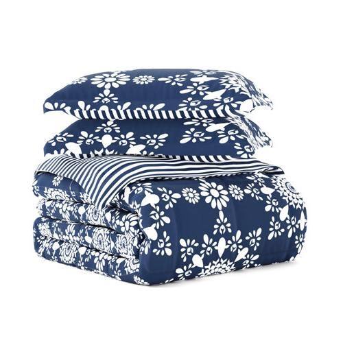 Left. Hivvago - King size 3-Piece Navy Blue White Reversible Floral Striped Comforter Set - Navy.