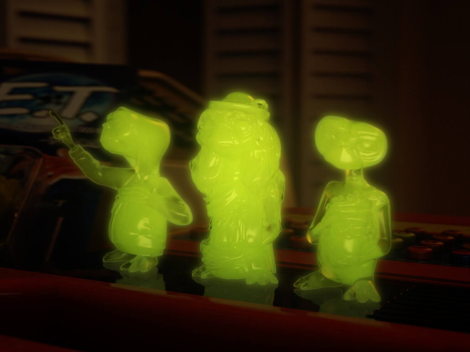 Alt View 4. PopMarket - Doctor Collector - E.T. - Glowing Mini Figures Set   - COLLECTIBLES - Multicolor.